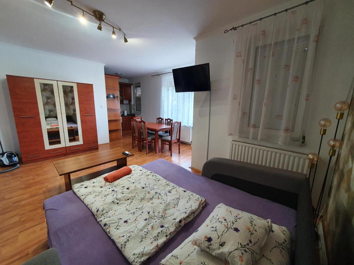 Fischer Apartman 3 Хайдусобосло Экстерьер фото