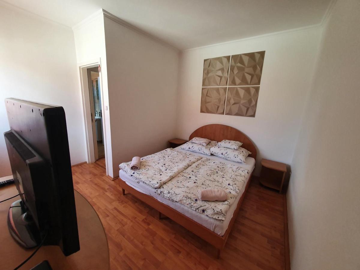 Fischer Apartman 3 Хайдусобосло Экстерьер фото